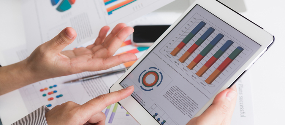 perbedaan data dan informasi