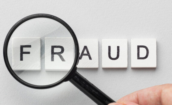 Fraud adalah