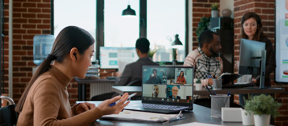Digital workplace adalah